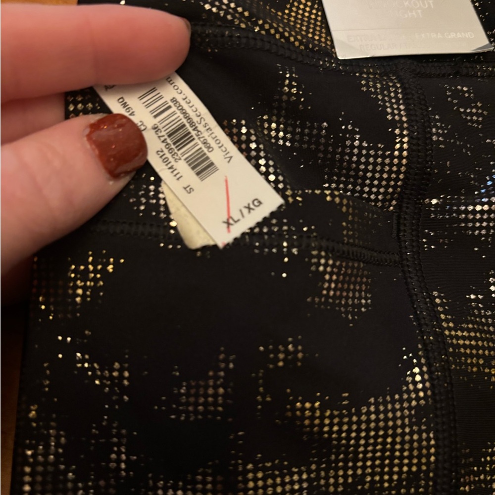 NWT Victoria Sport Total Knockout Tight - Picture 3 of 5